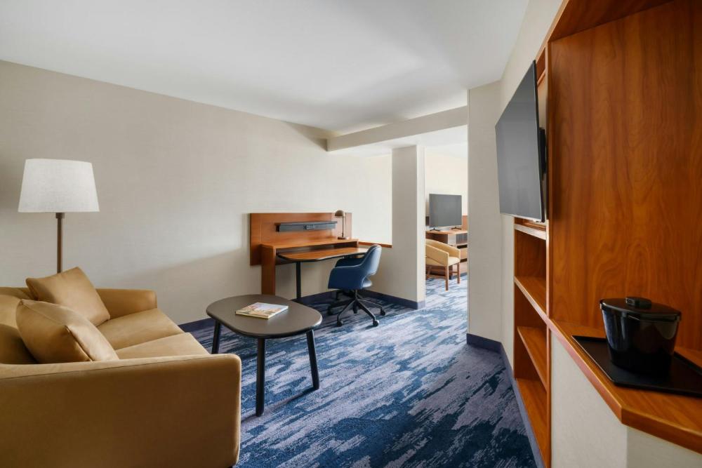 One-Bedroom King Suite with Sofa Bed interior